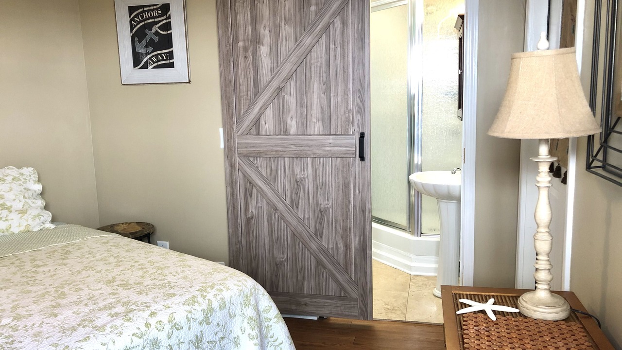 Photo of Bedroom in Lower Grand Lagoon