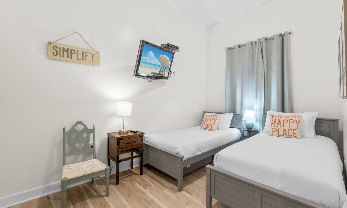 Photo of Bedroom in Seacrest Beach