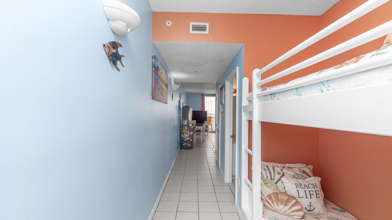 Photo of Bedroom in Navarre Beach