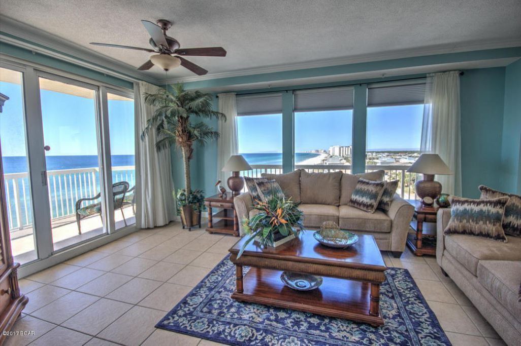 Photo of Livingroom in Lower Grand Lagoon