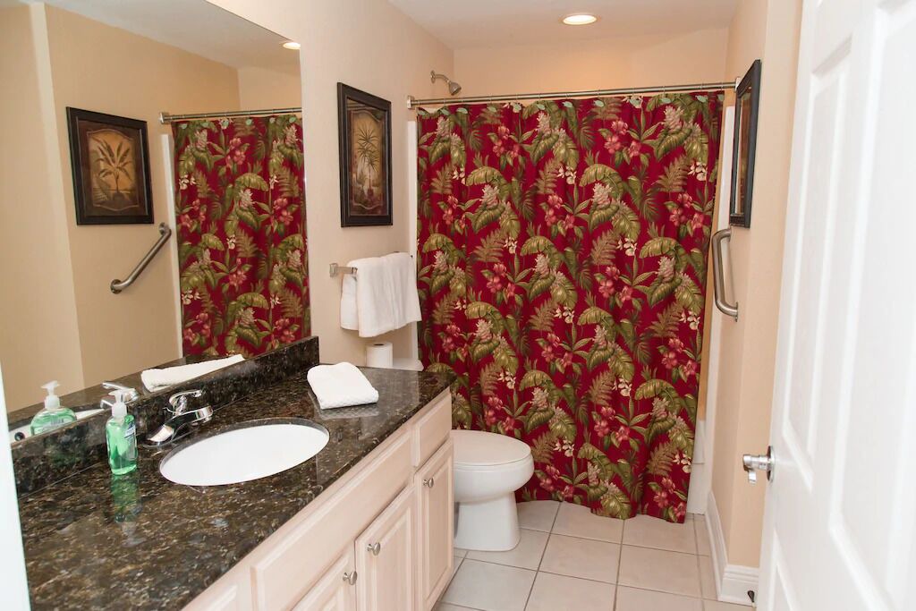 Photo of Bathroom in Gulf Shores