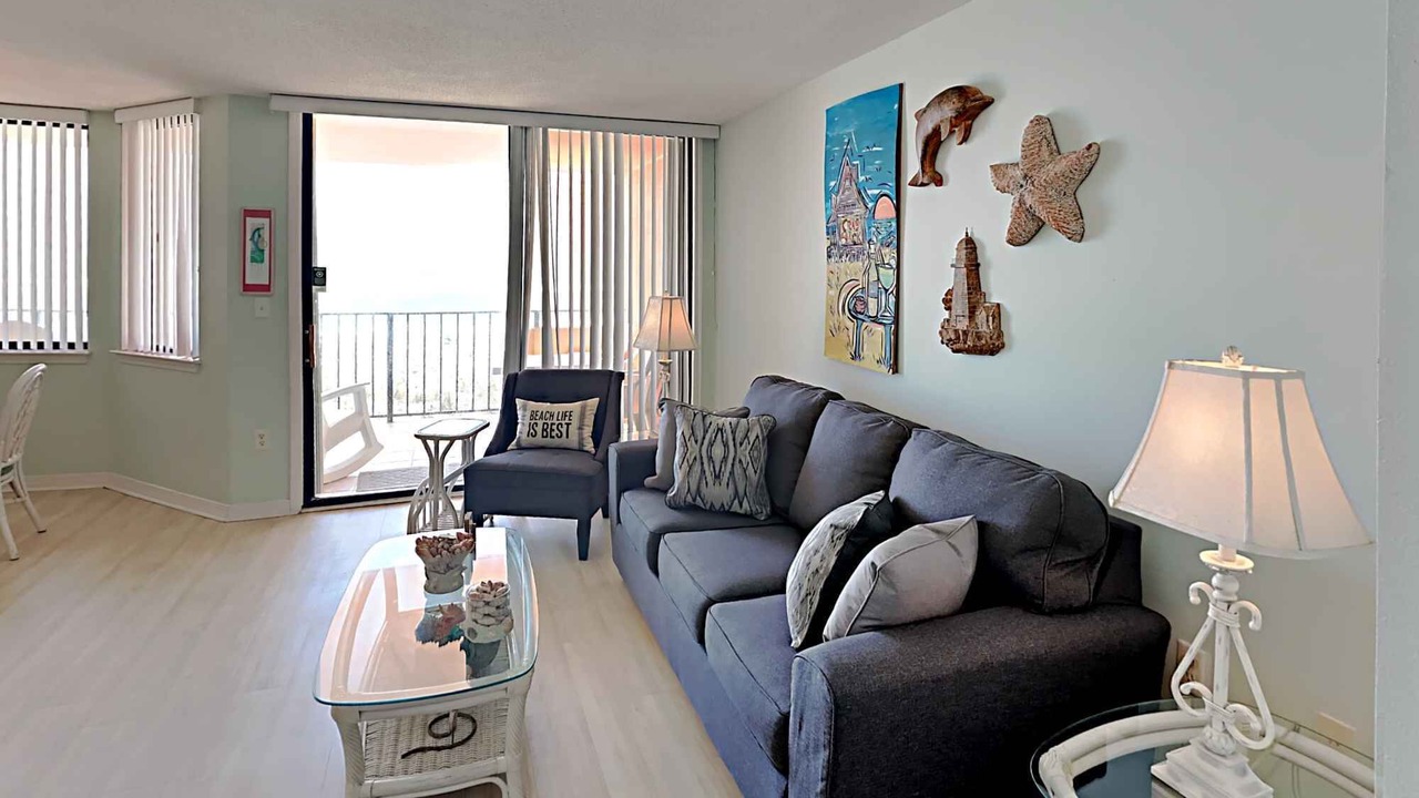 Photo of Livingroom in Pensacola Beach