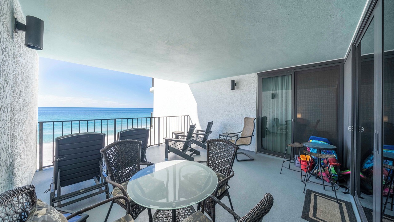 Photo of Patio Balcony in Biltmore Beach