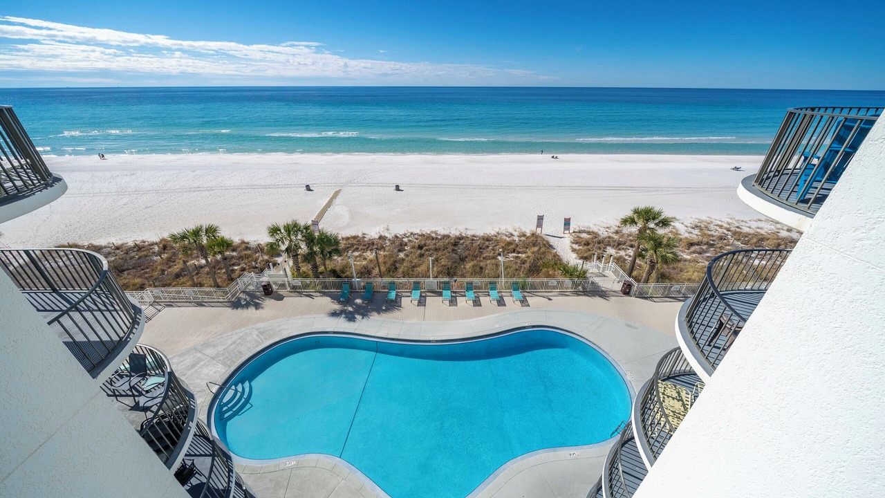 Photo of Outdoor in Biltmore Beach