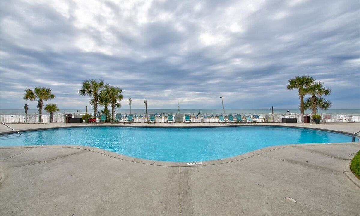 Photo of Outdoor in Biltmore Beach
