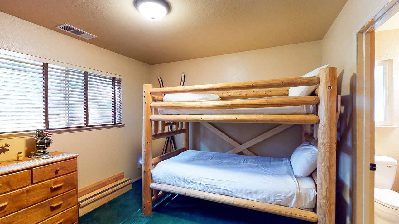 Photo of Bedroom in Fish Camp