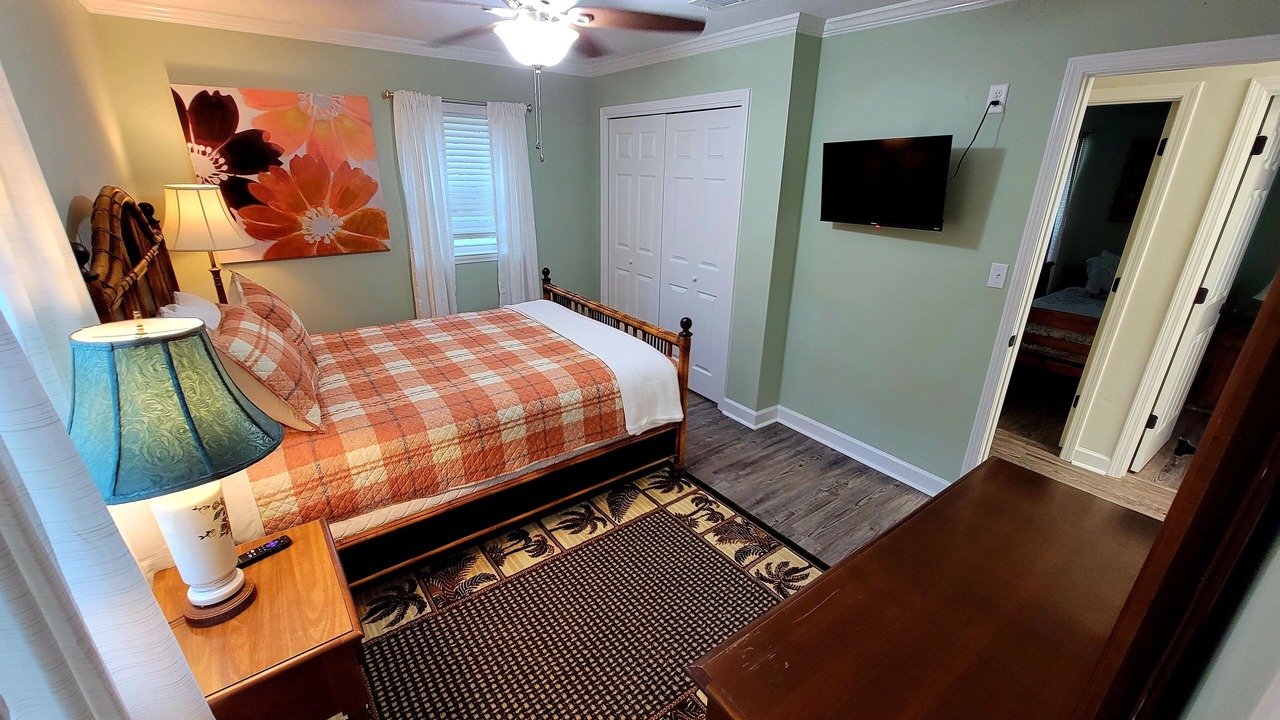 Photo of Bedroom in Northwest Pensacola