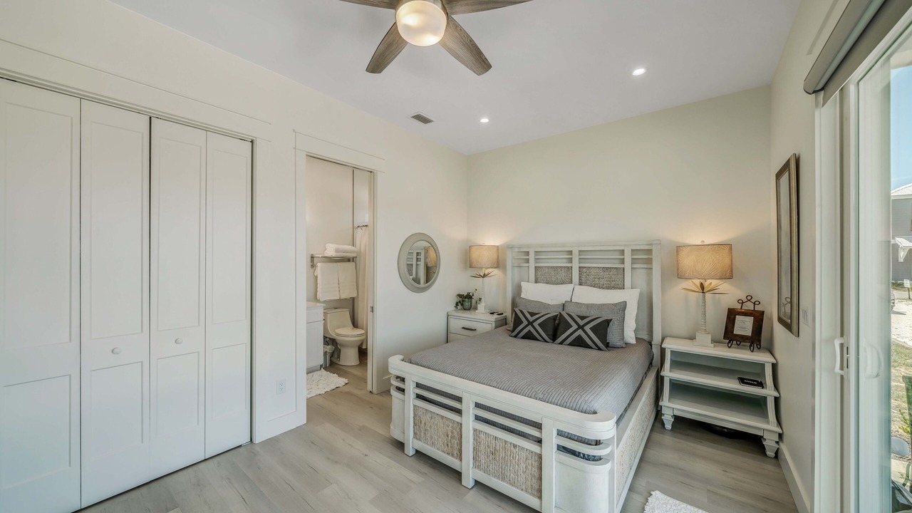 Photo of Bedroom in Laguna Beach