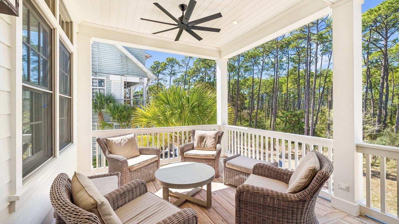 Photo of Patio Balcony in Gulf District