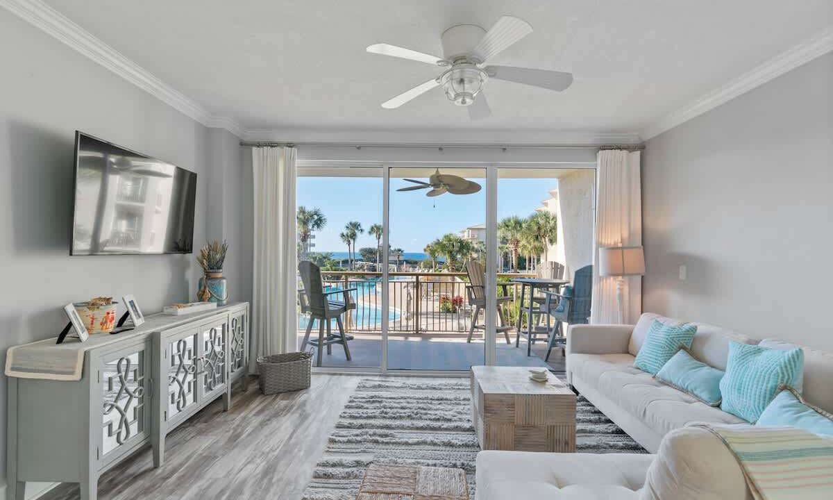 Photo of Livingroom in Rosemary Beach