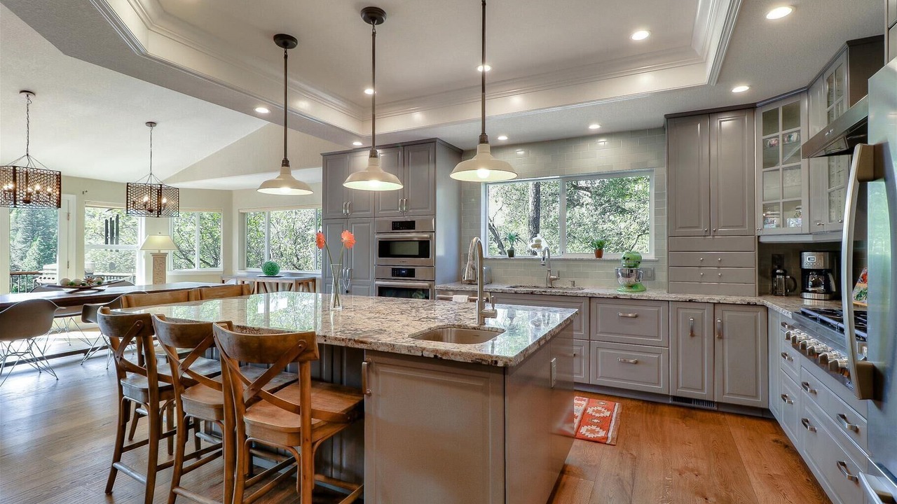 Photo of Kitchen in Groveland
