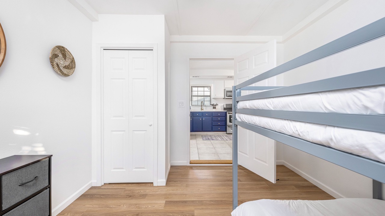 Photo of Bedroom in Biltmore Beach