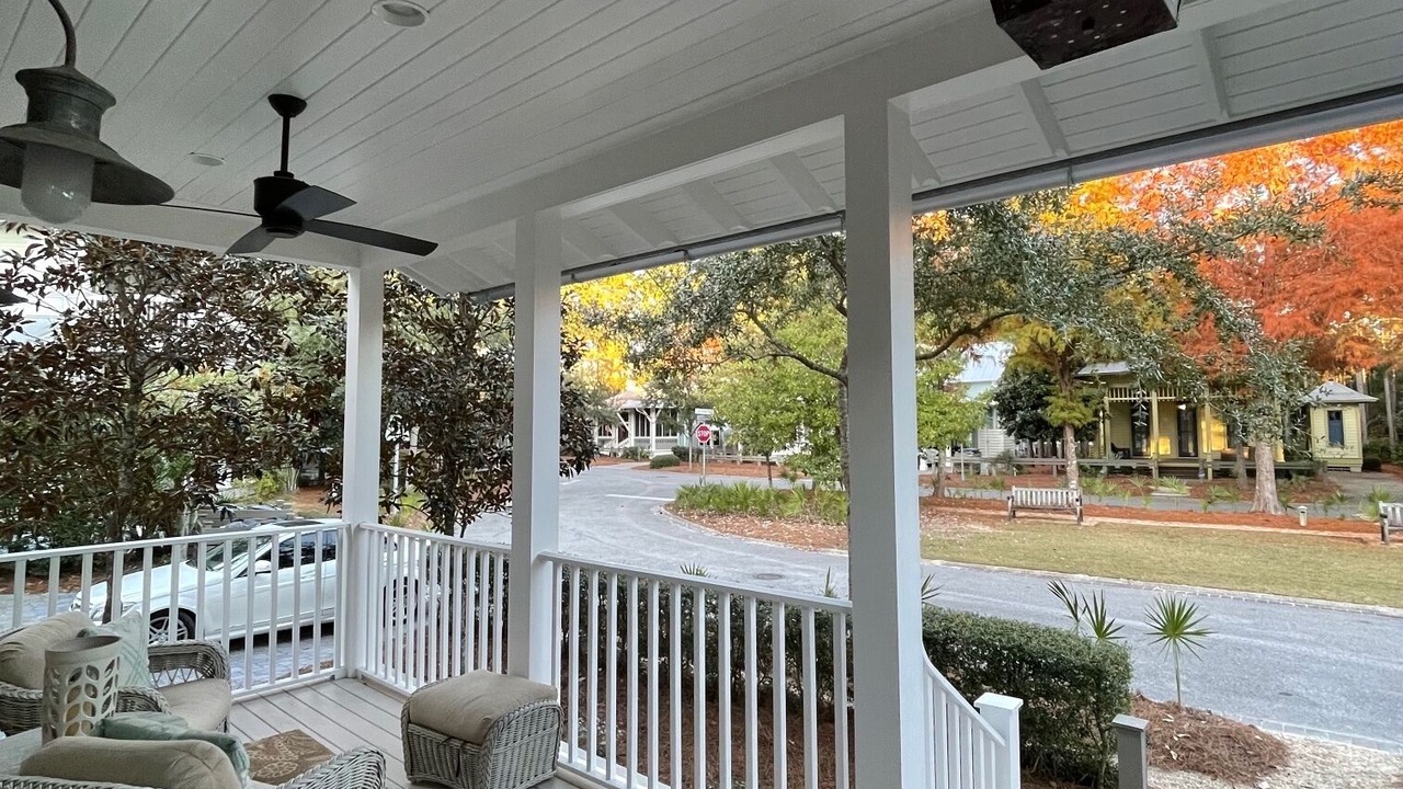 Photo of Patio Balcony in Forest District