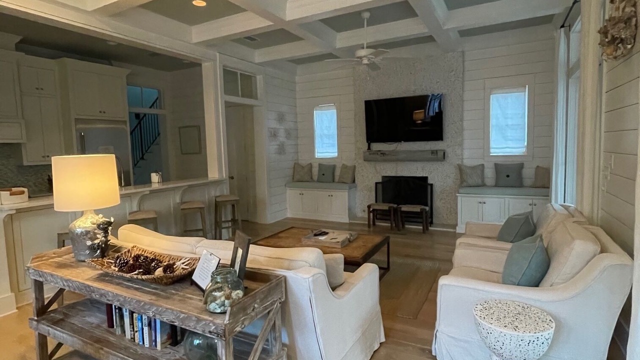Photo of Livingroom in Forest District