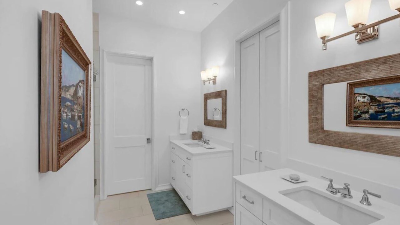 Photo of Bathroom in Rosemary Beach