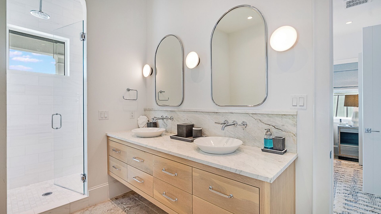 Photo of Bathroom in Sunnyside