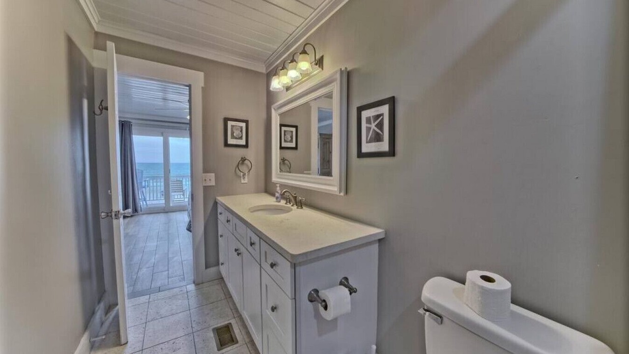 Photo of Bathroom in Inlet Beach