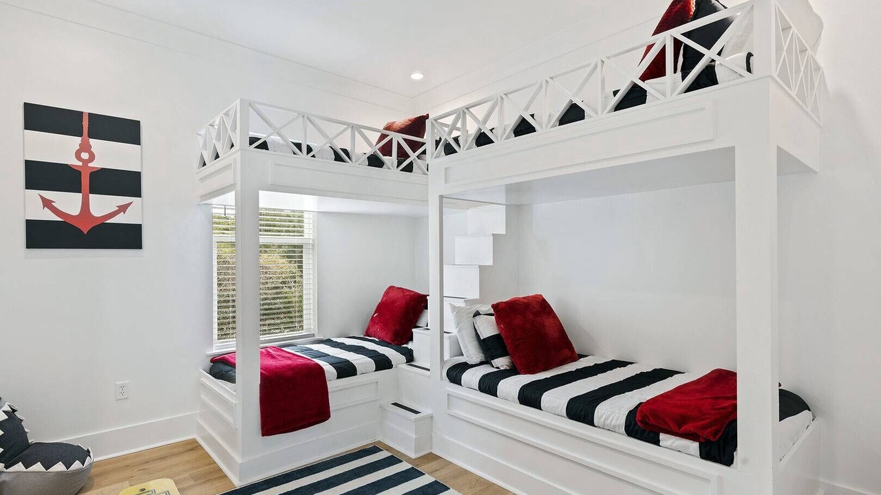 Photo of Bedroom in Emerald Waters Village
