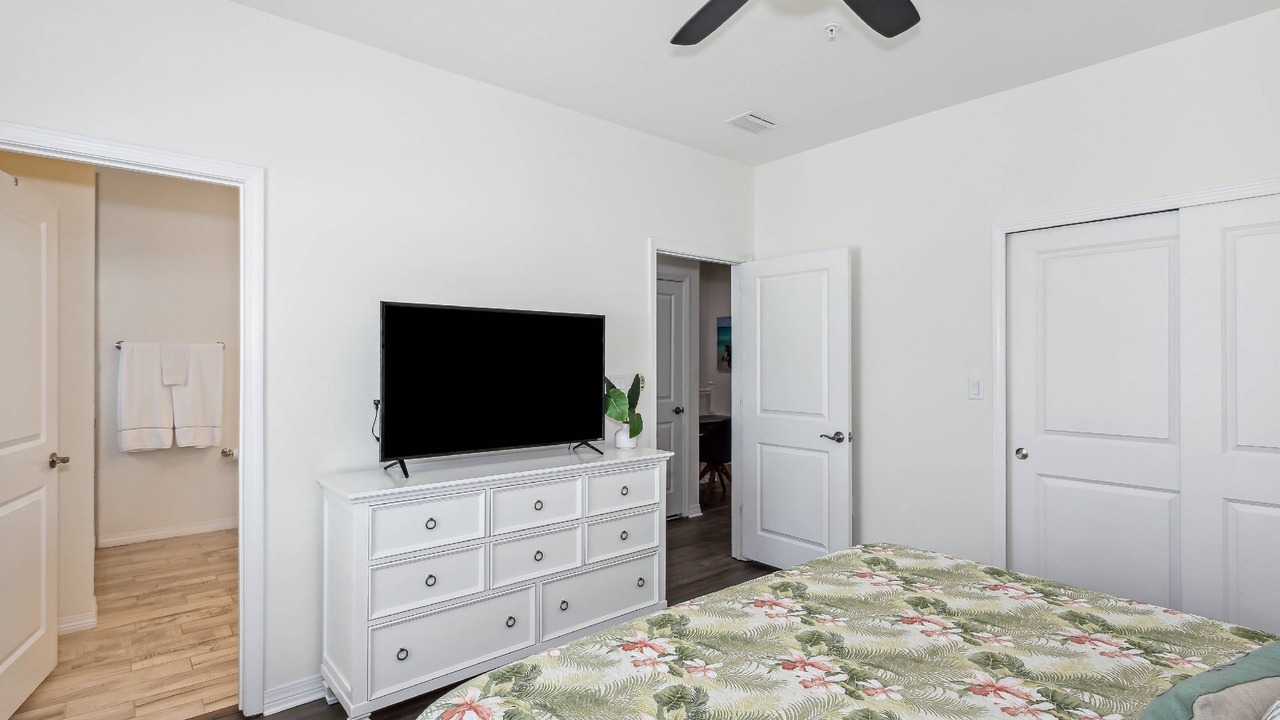 Photo of Bedroom in Ono Island
