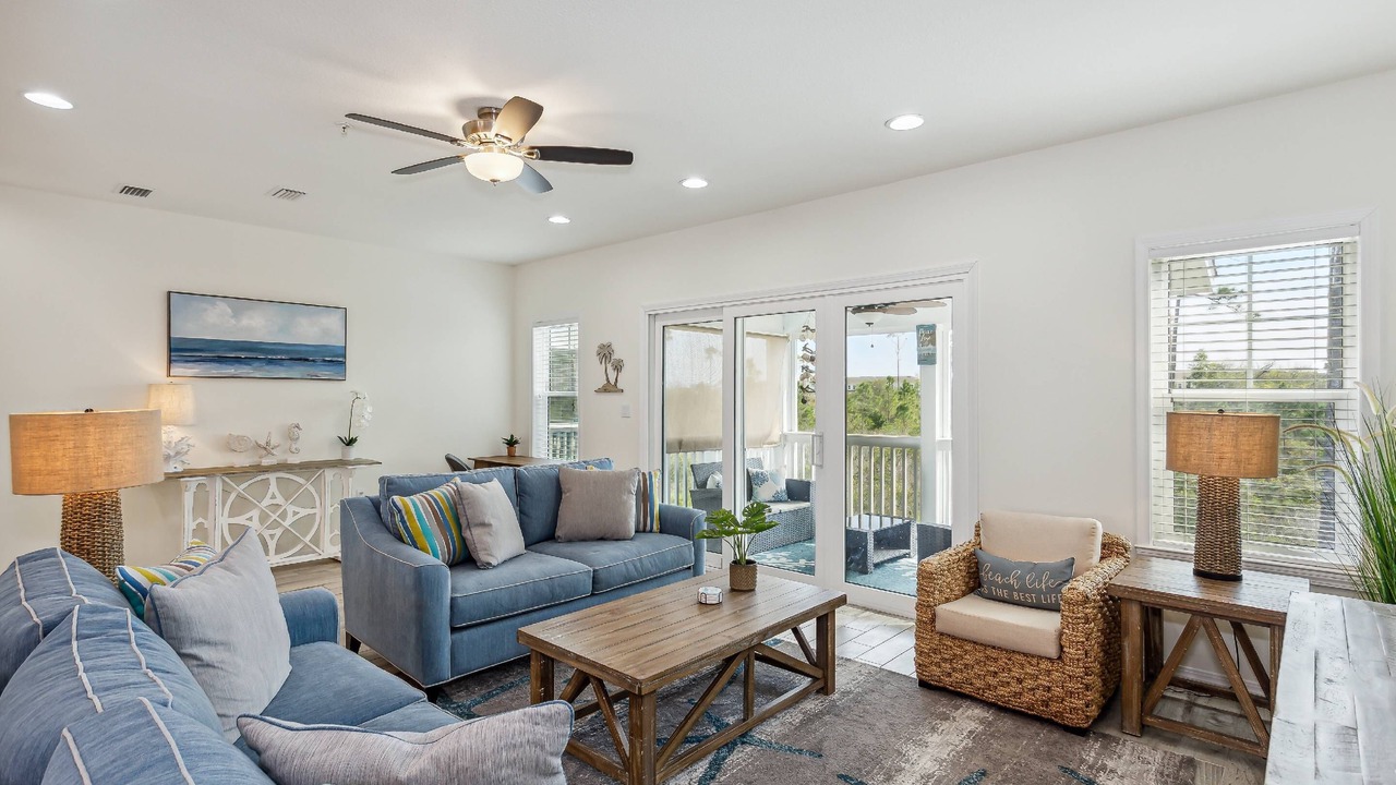Photo of Livingroom in Ono Island