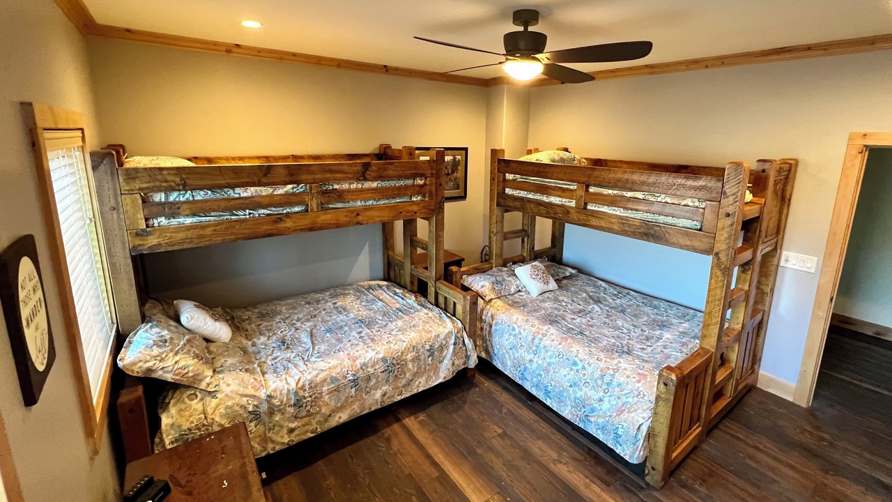 Photo of Bedroom in Fiddletown