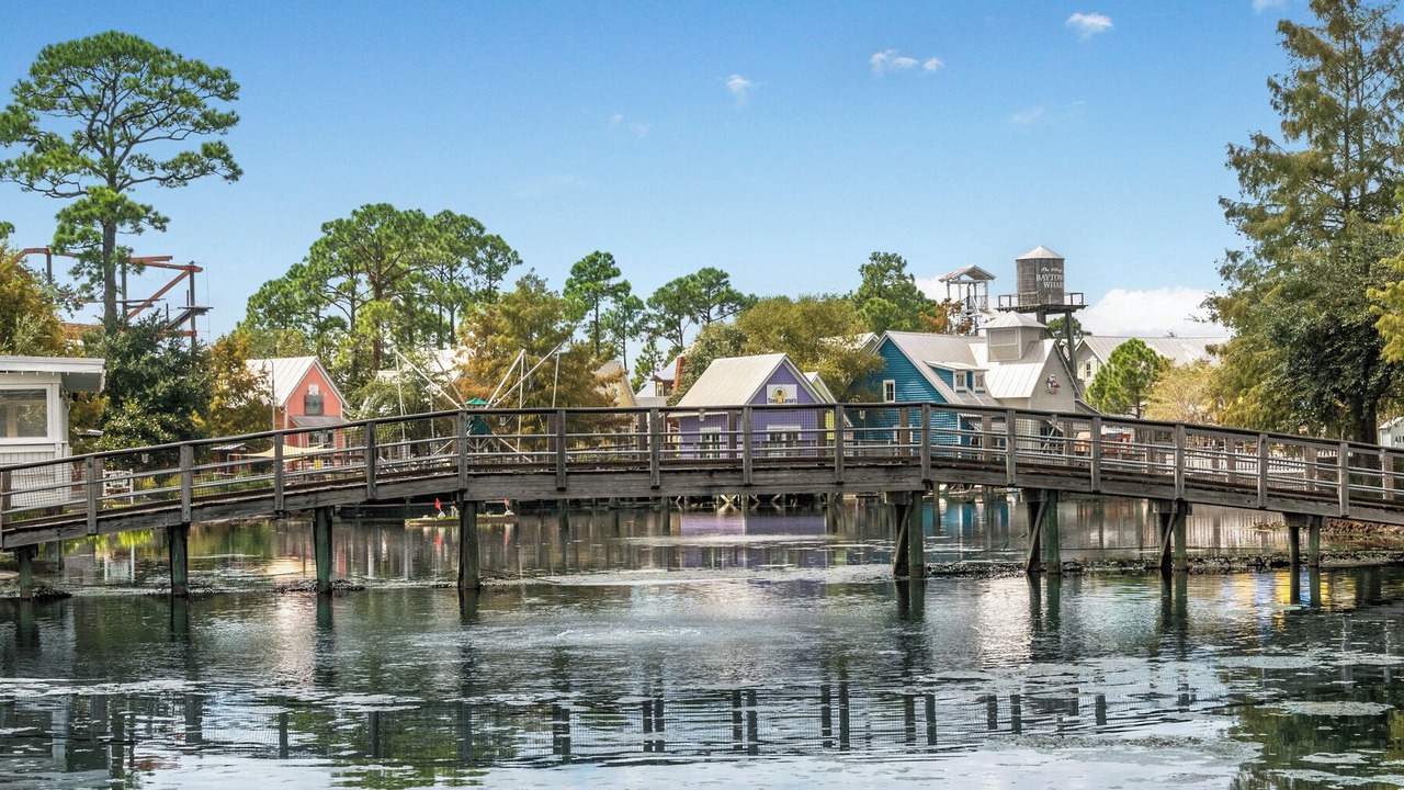Photo of Others in Baytowne Wharf