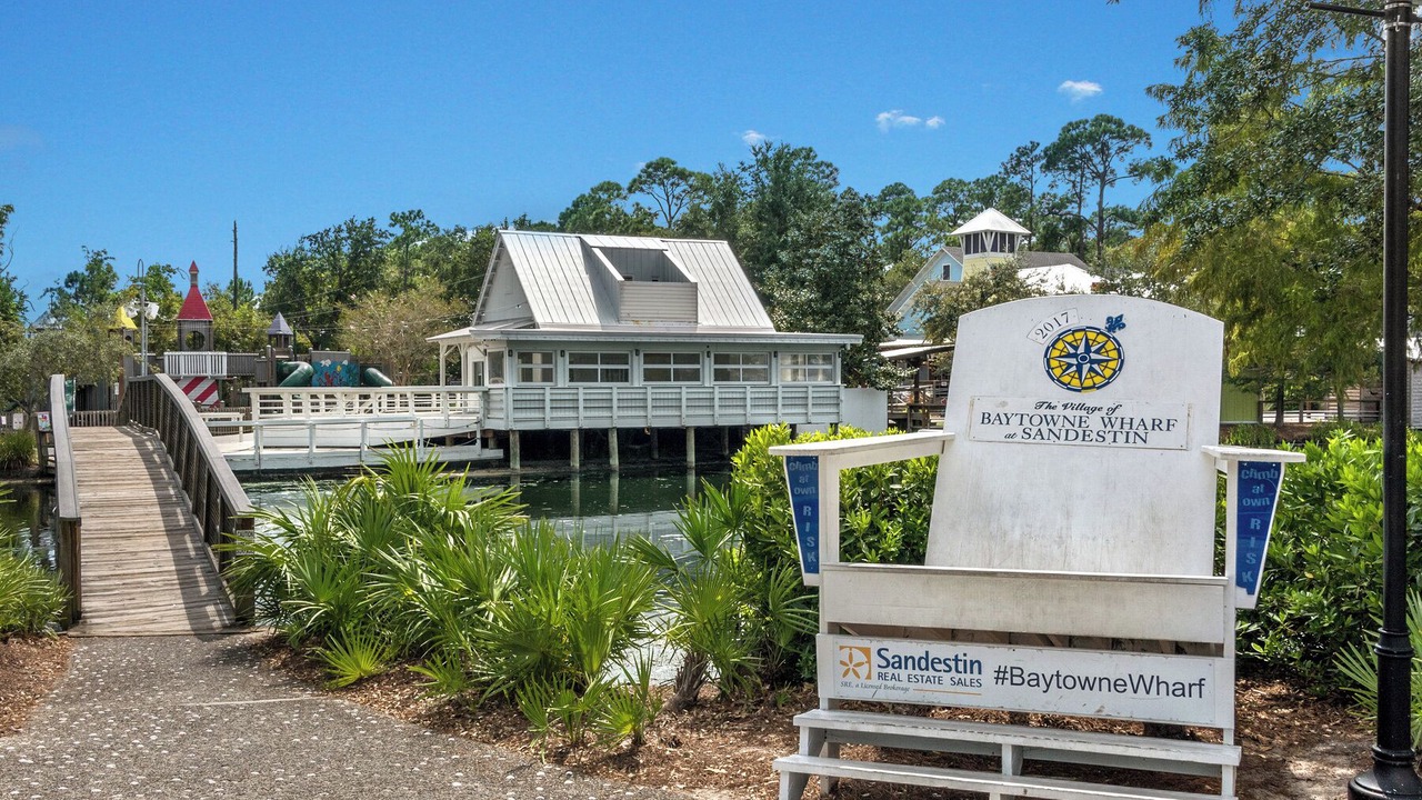 Photo of Others in Baytowne Wharf