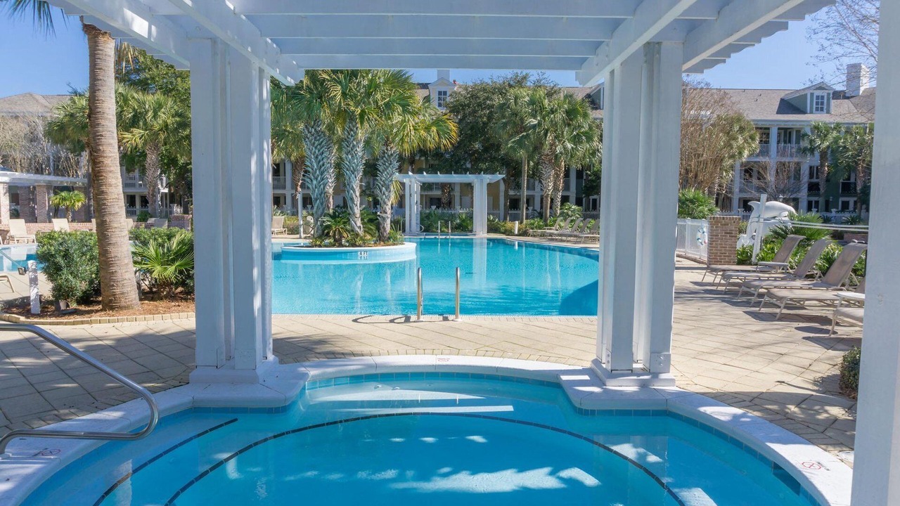 Photo of Outdoor in Baytowne Wharf