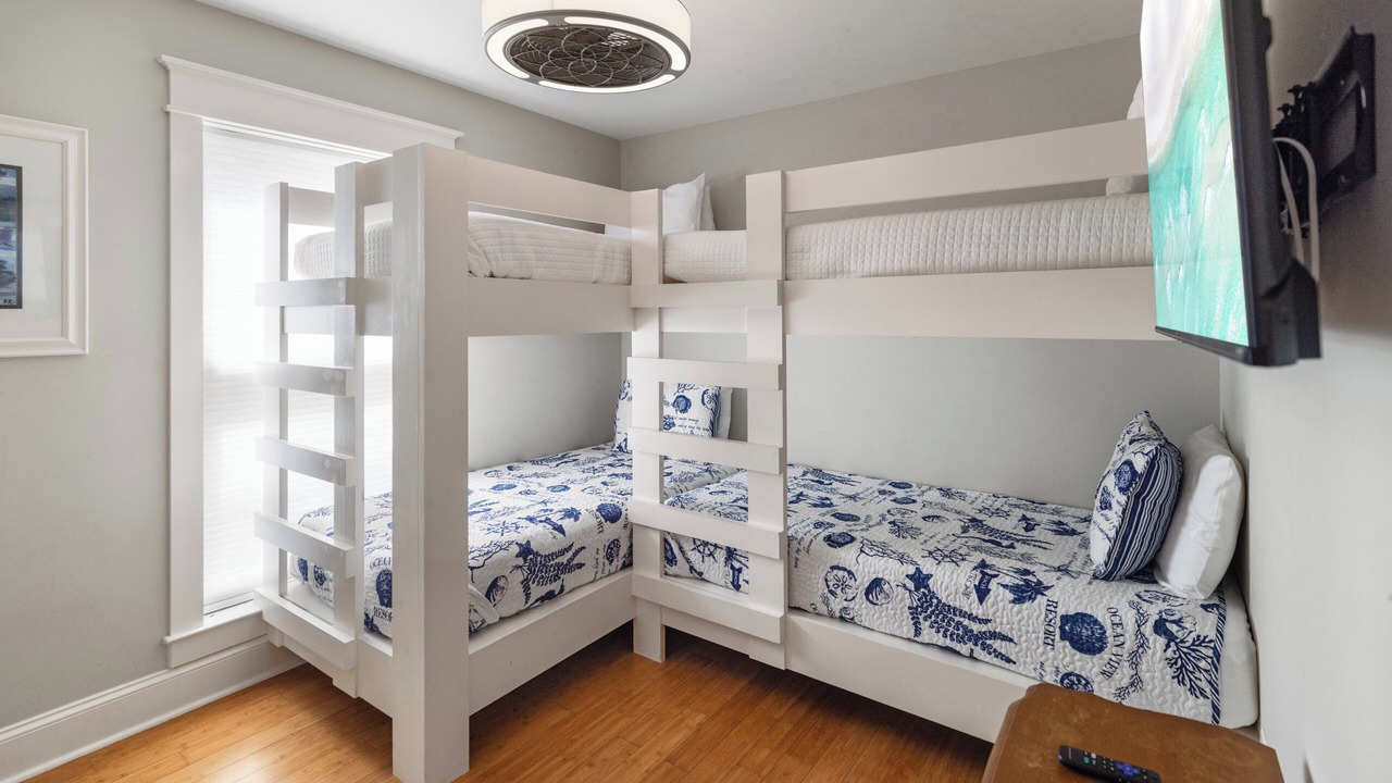 Photo of Bedroom in Inlet Beach Heights