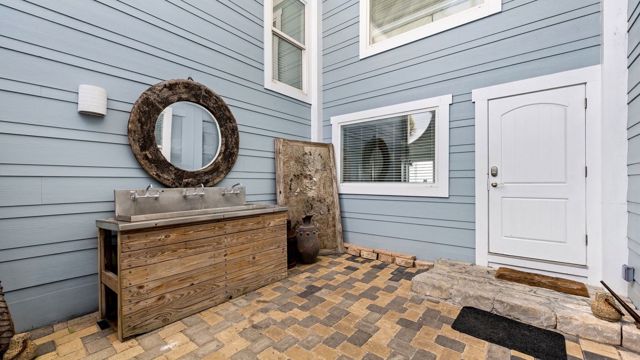 Photo of Outdoor in Miramar Beach