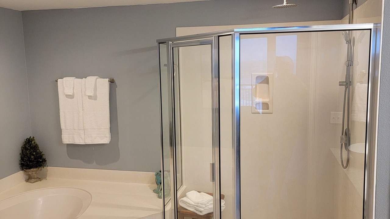 Photo of Bathroom in Navarre Beach