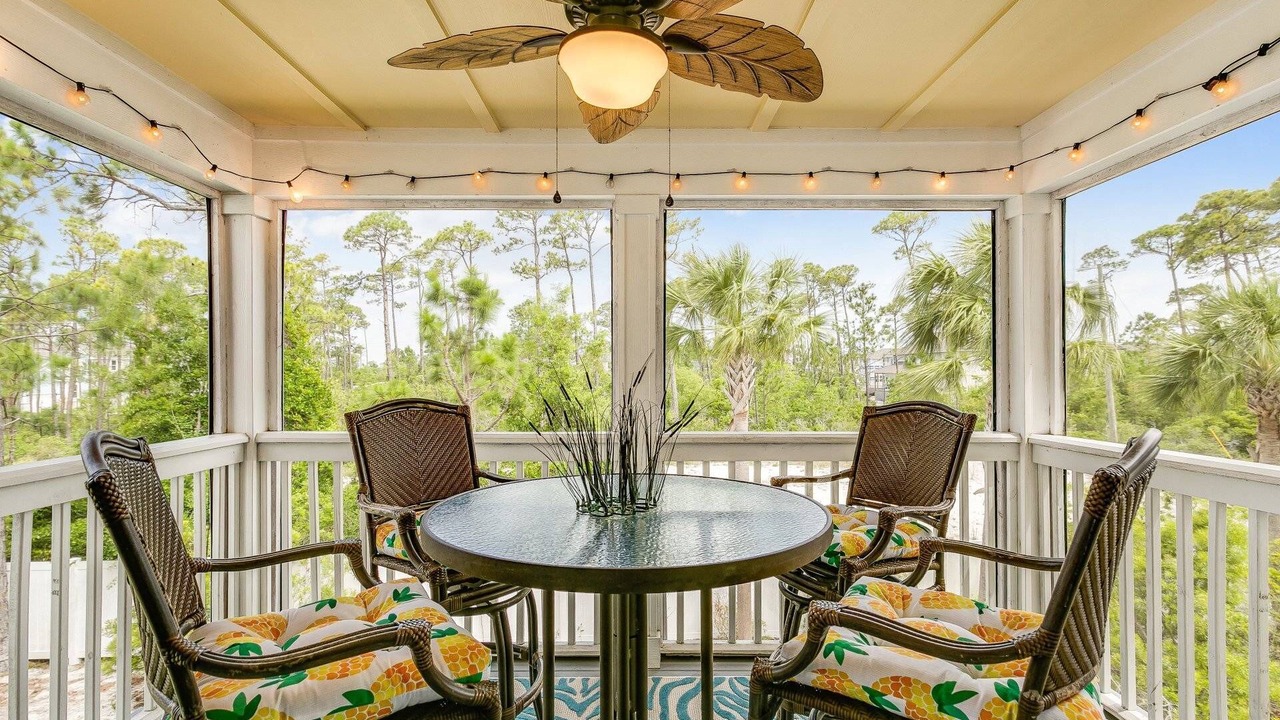 Photo of Patio Balcony in Ono Island
