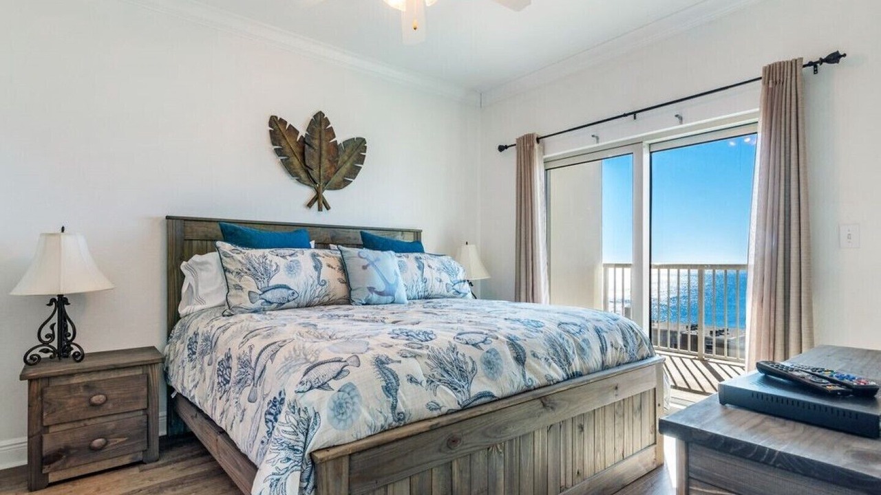 Photo of Bedroom in Gulf Shores