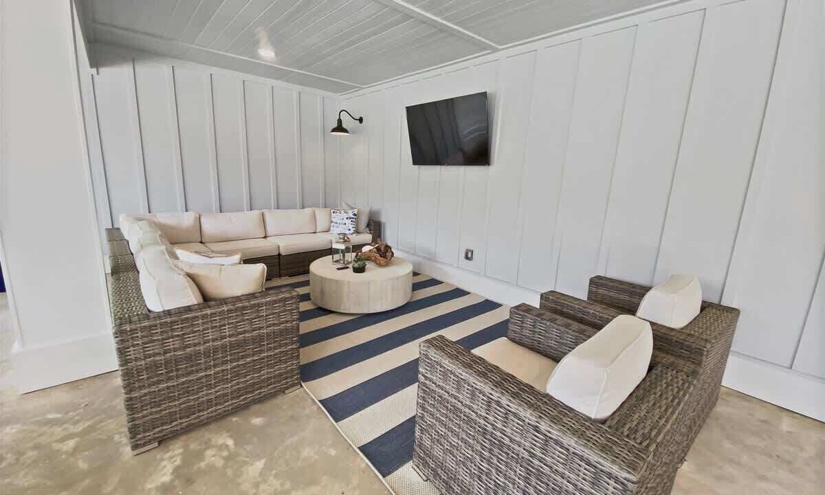 Photo of Livingroom in Gulf Trace
