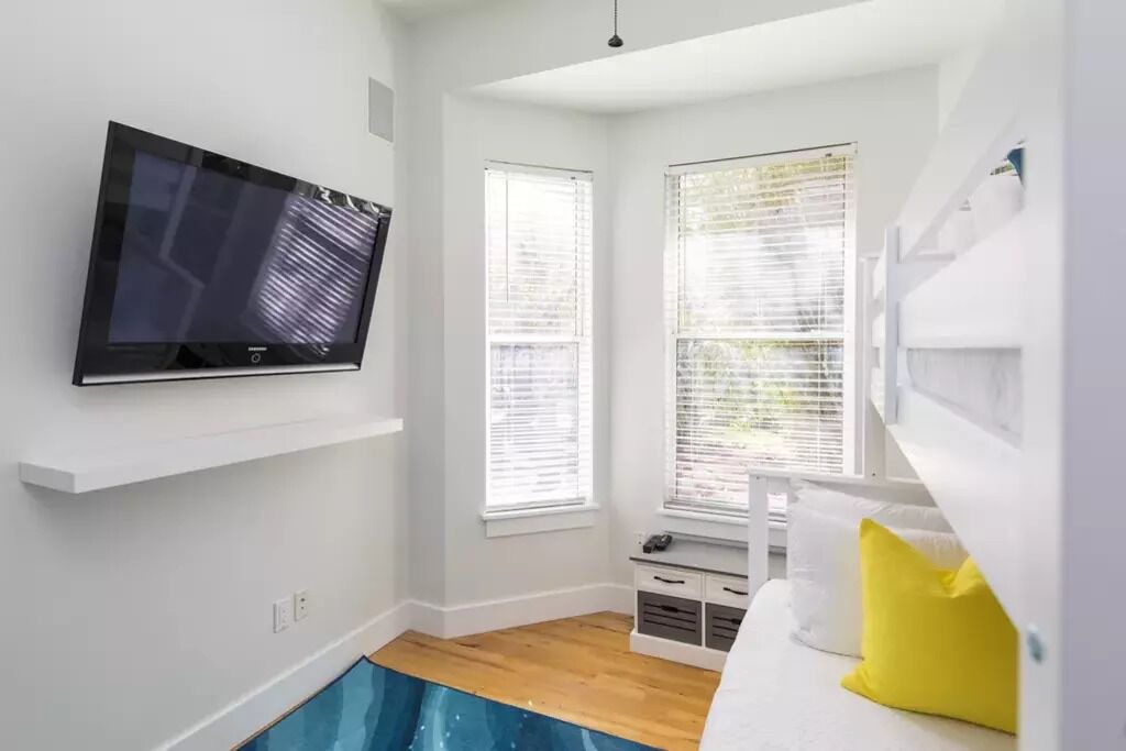 Photo of Bedroom in White's Gulfview