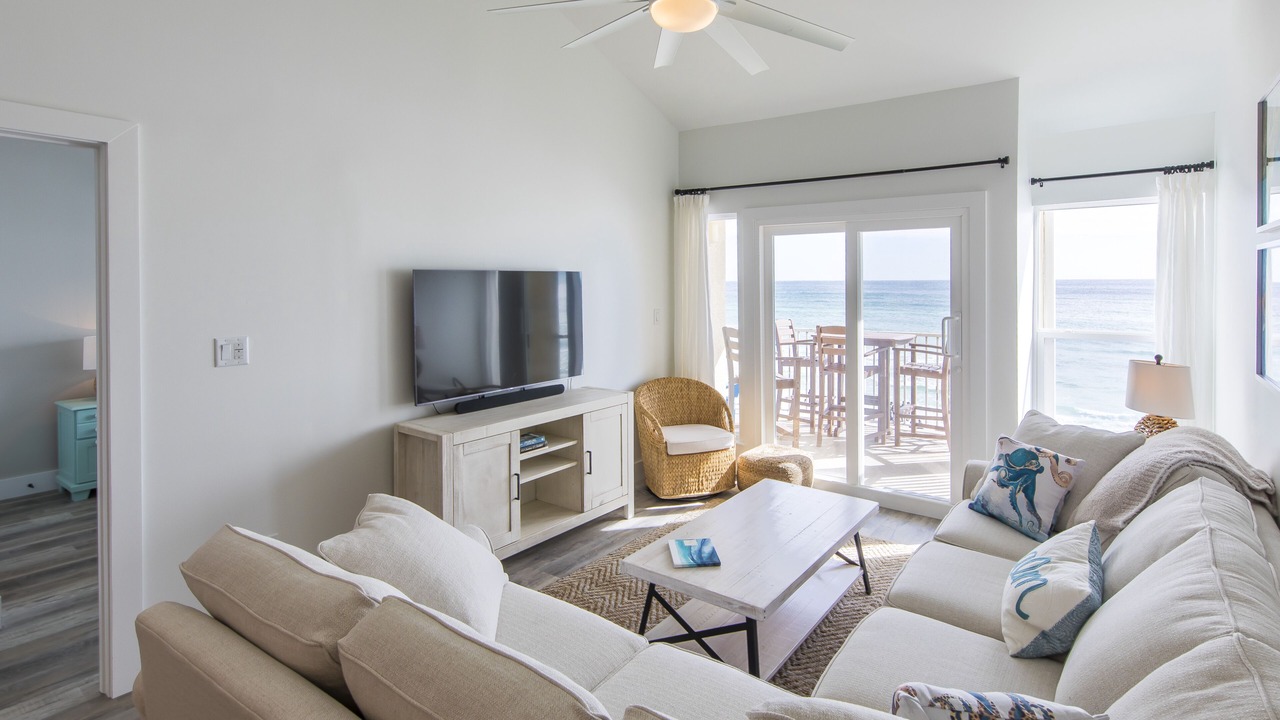 Photo of Livingroom in Dune Allen Beach