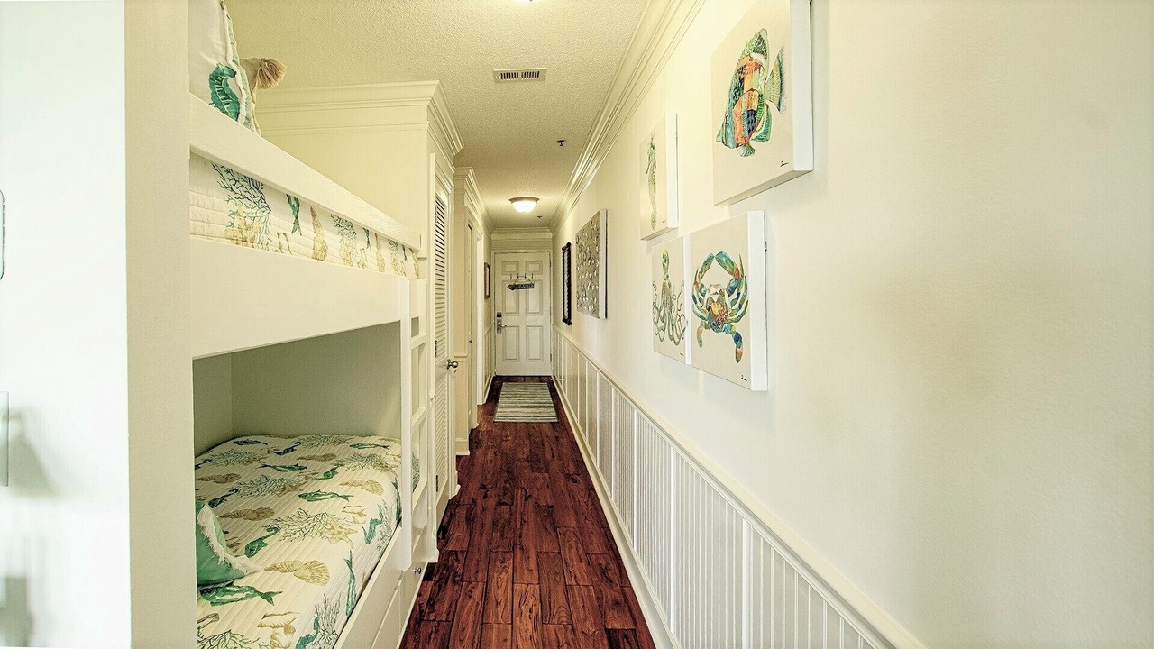 Photo of Bedroom in Gulf Place