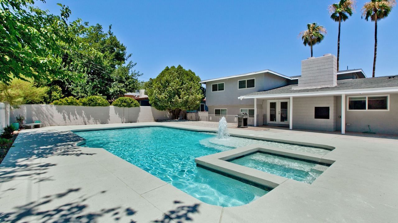 Photo of Outdoor in McNeil Estates