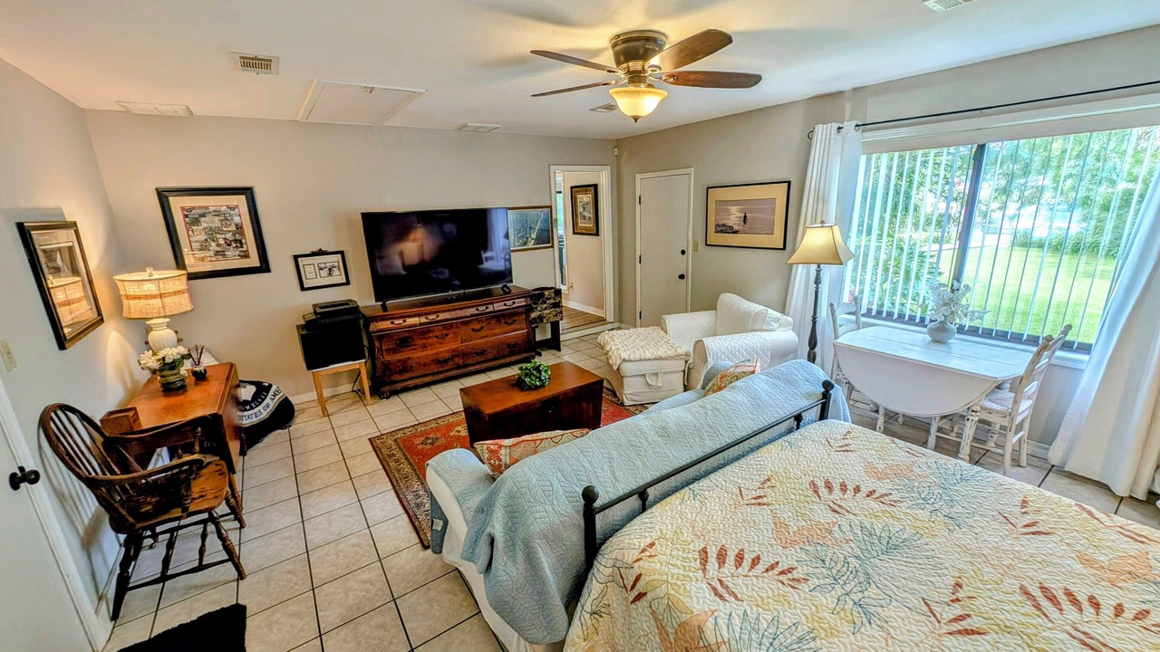 Photo of Bedroom in Florida Panhandle