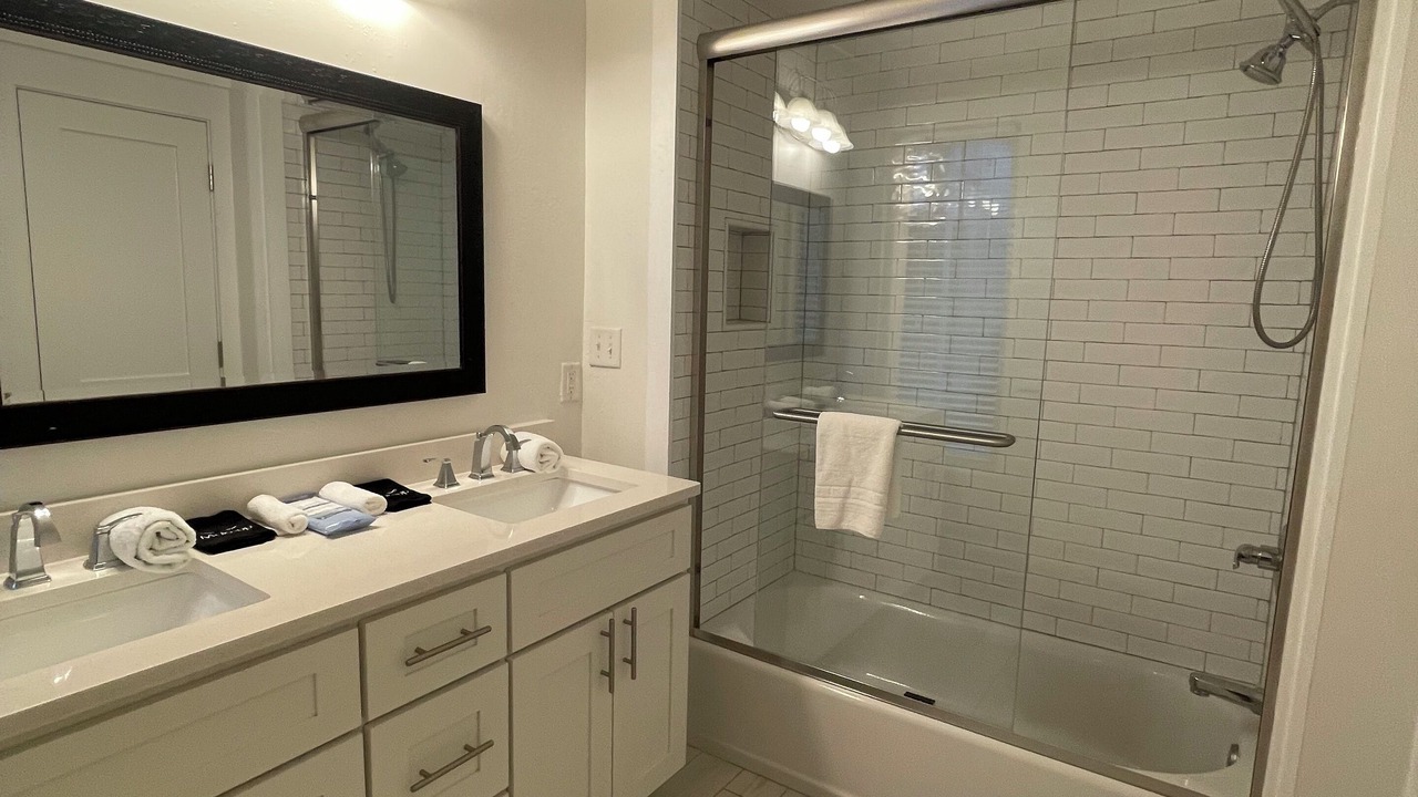Photo of Bathroom in Seashore Village