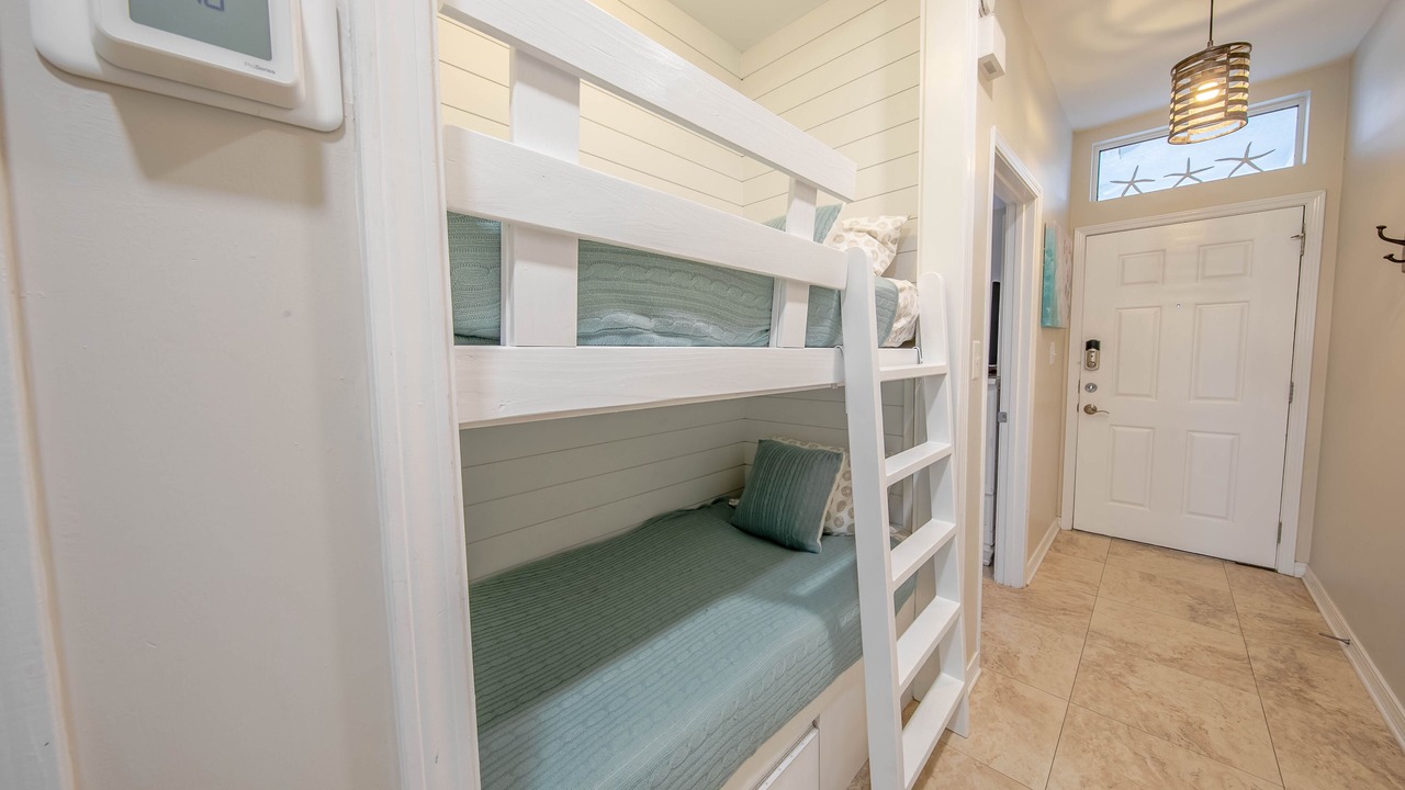 Photo of Bedroom in Seagrove Beach