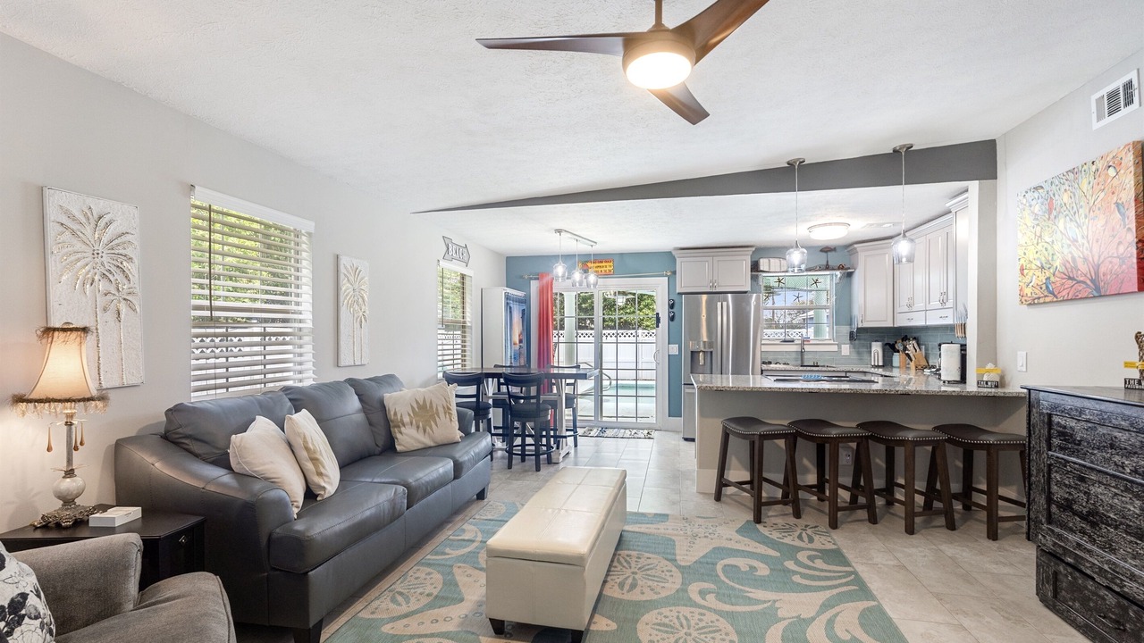 Photo of Livingroom in Riviera Beach