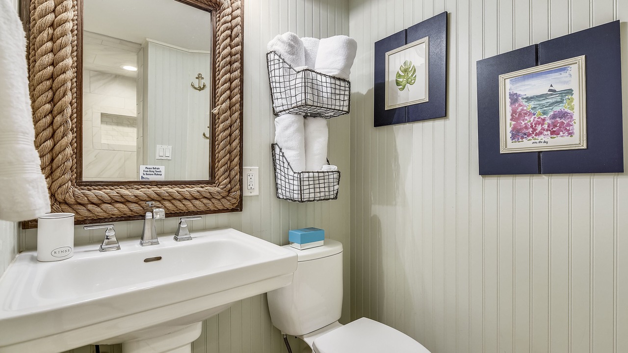 Photo of Bathroom in Sunnyside