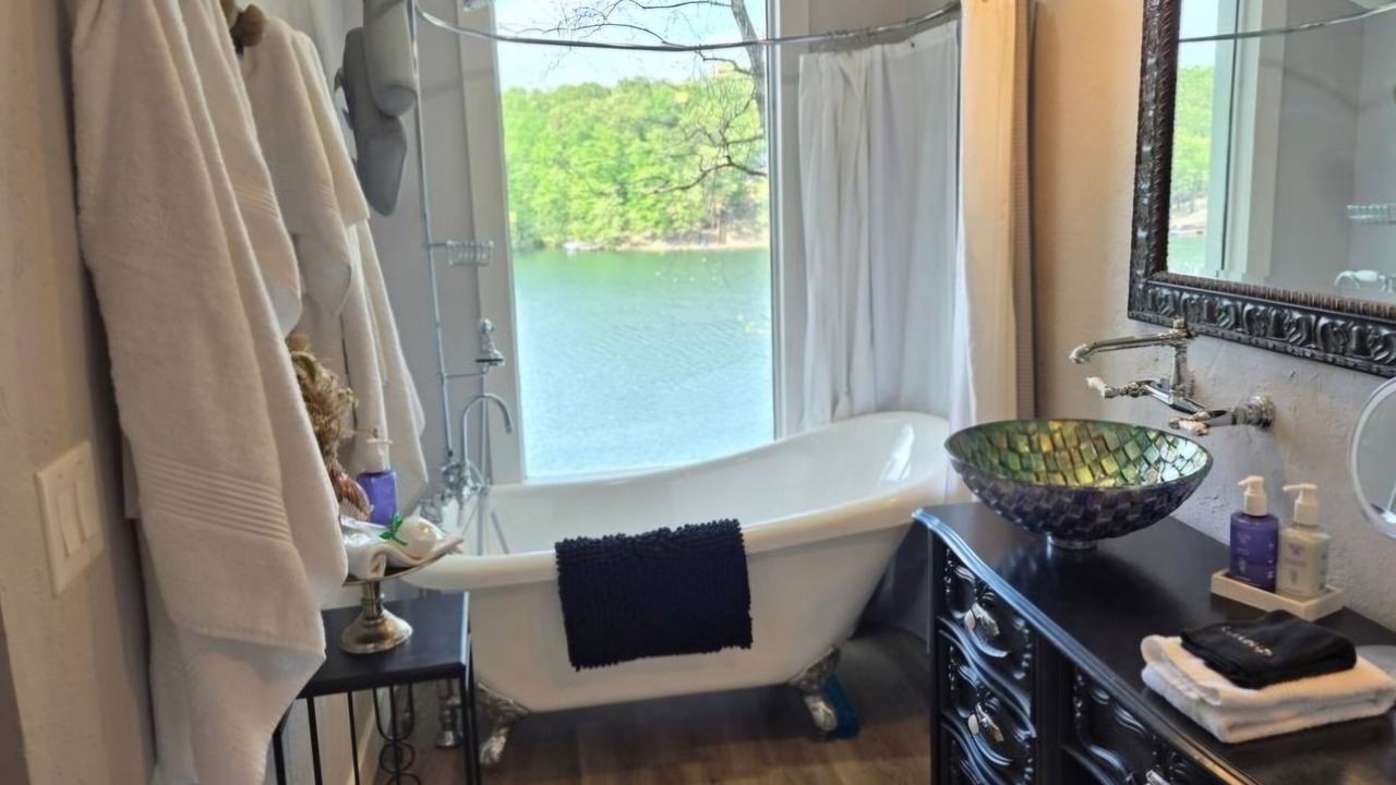 Photo of Bathroom in Bella Vista
