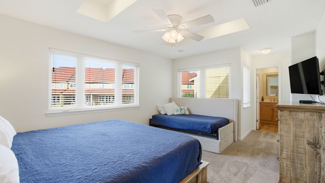 Photo of Bedroom in Pensacola Beach