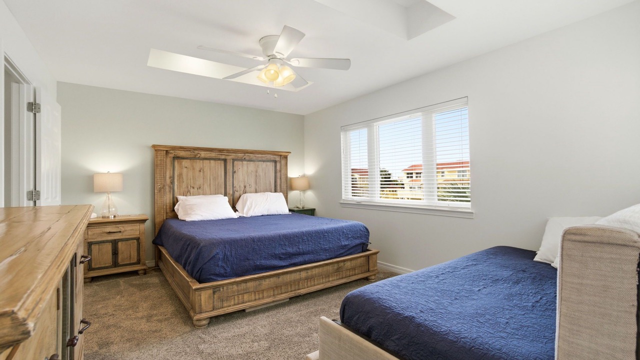 Photo of Bedroom in Pensacola Beach