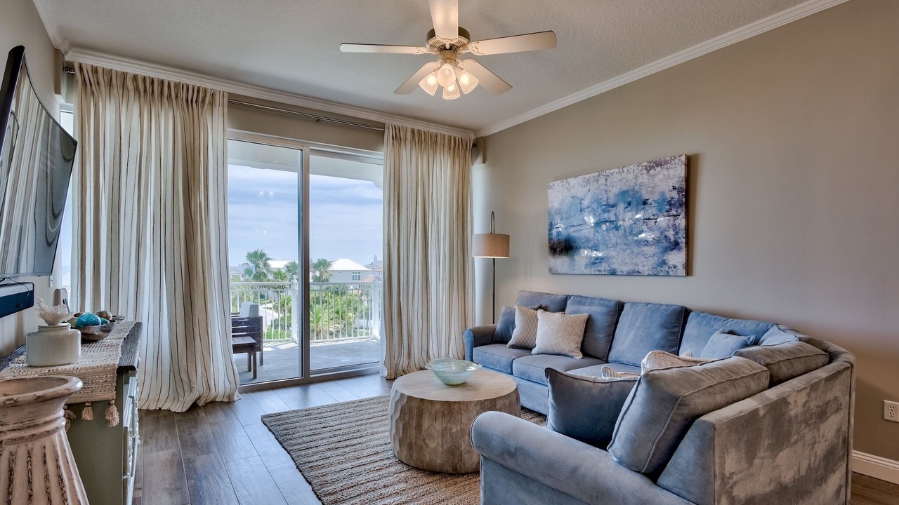 Photo of Livingroom in Rosemary Beach