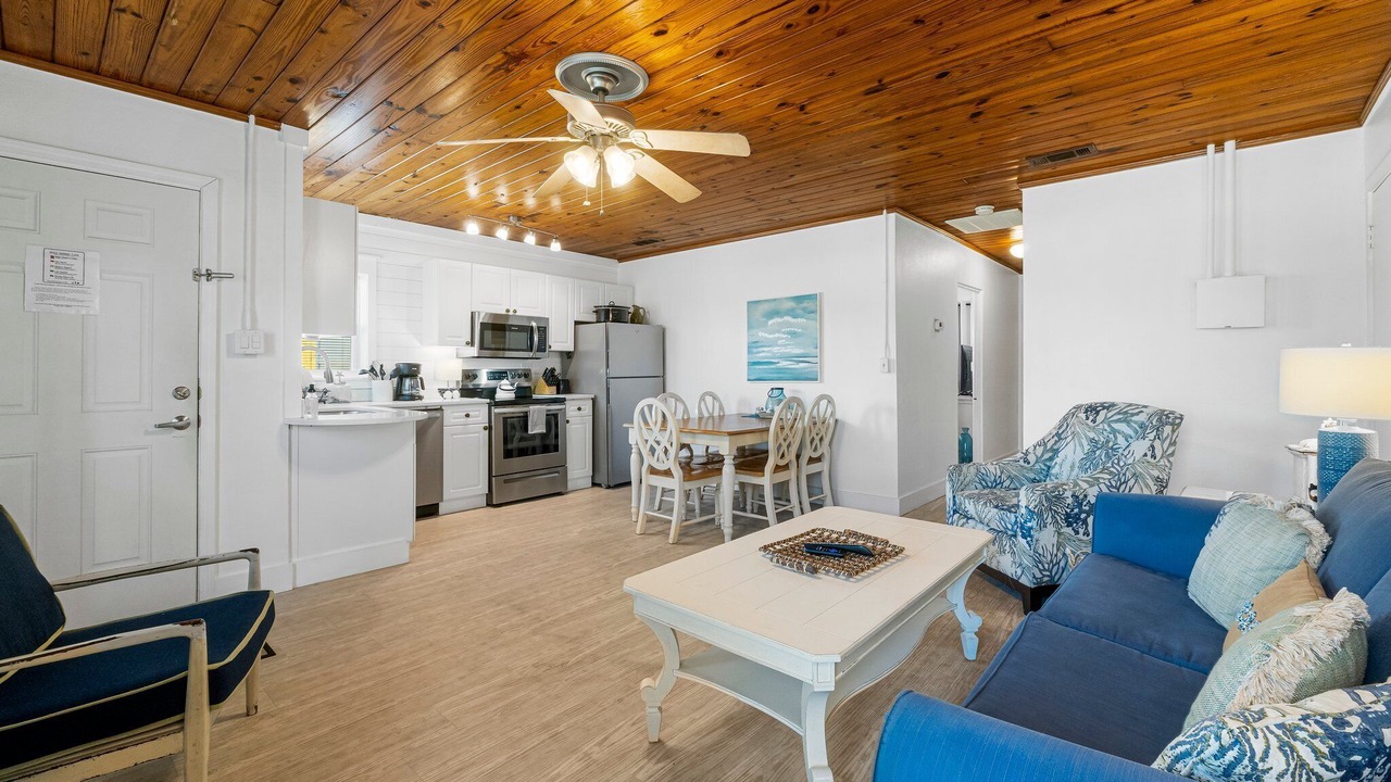 Photo of Livingroom in Laguna Beach Estates