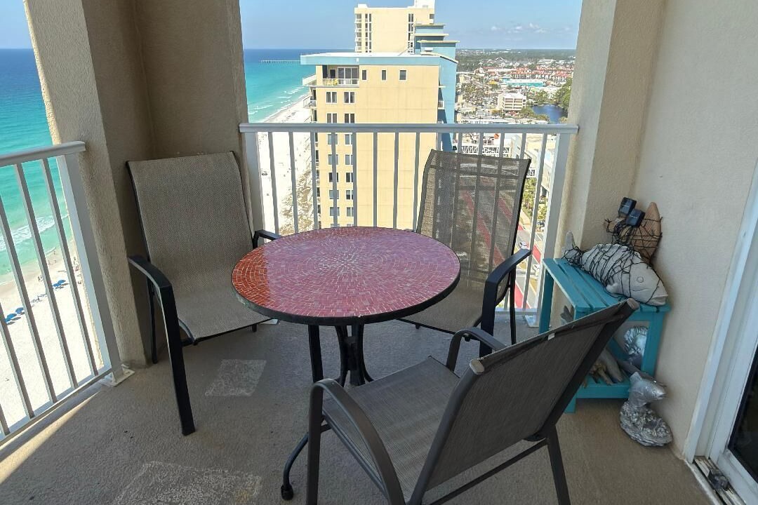 Photo of Patio Balcony in Long Beach