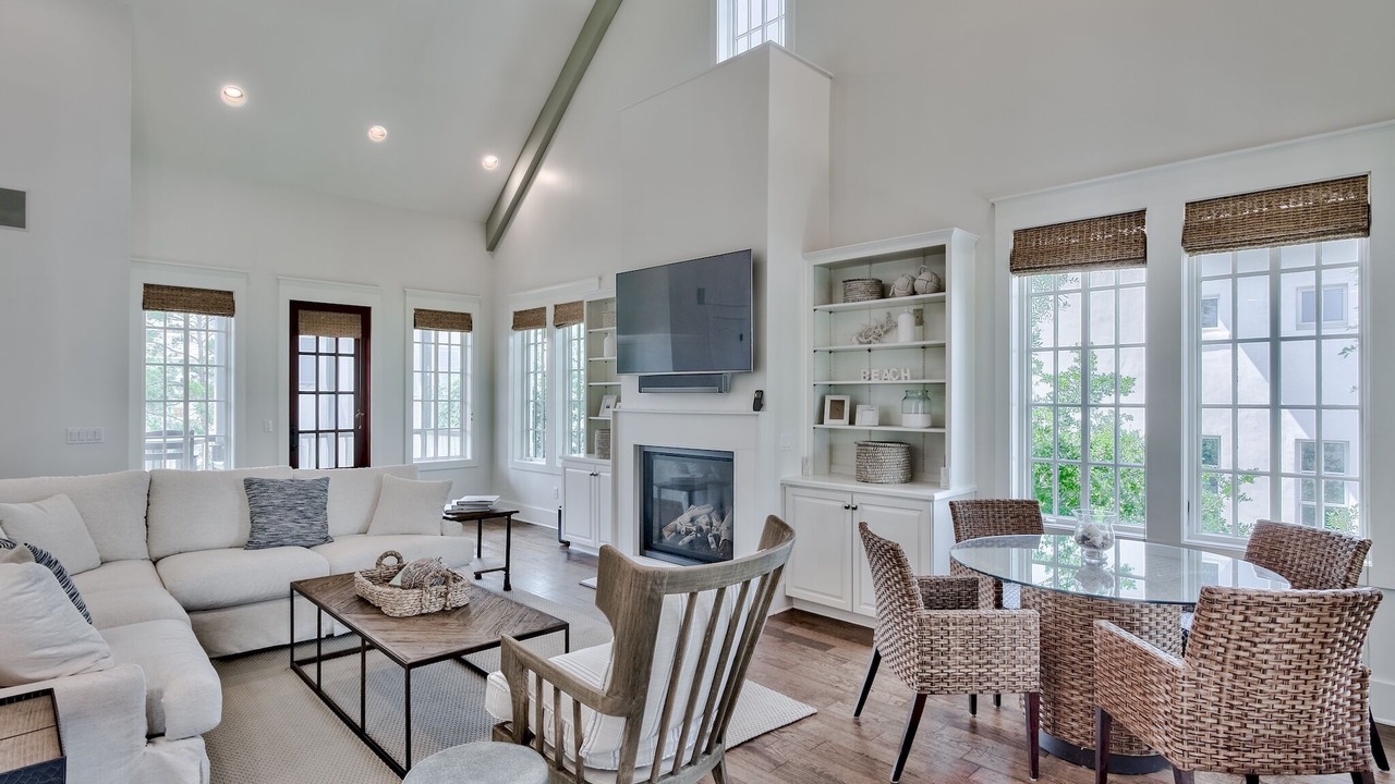 Photo of Livingroom in Rosemary Beach